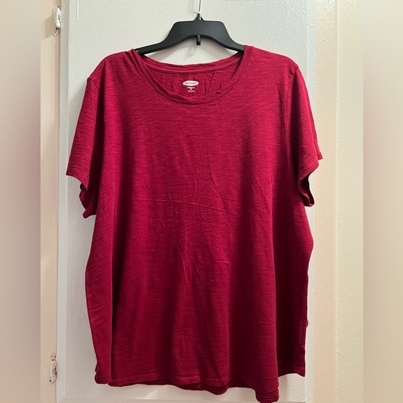 Old Navy Tops - Plus size- Red t-shirt